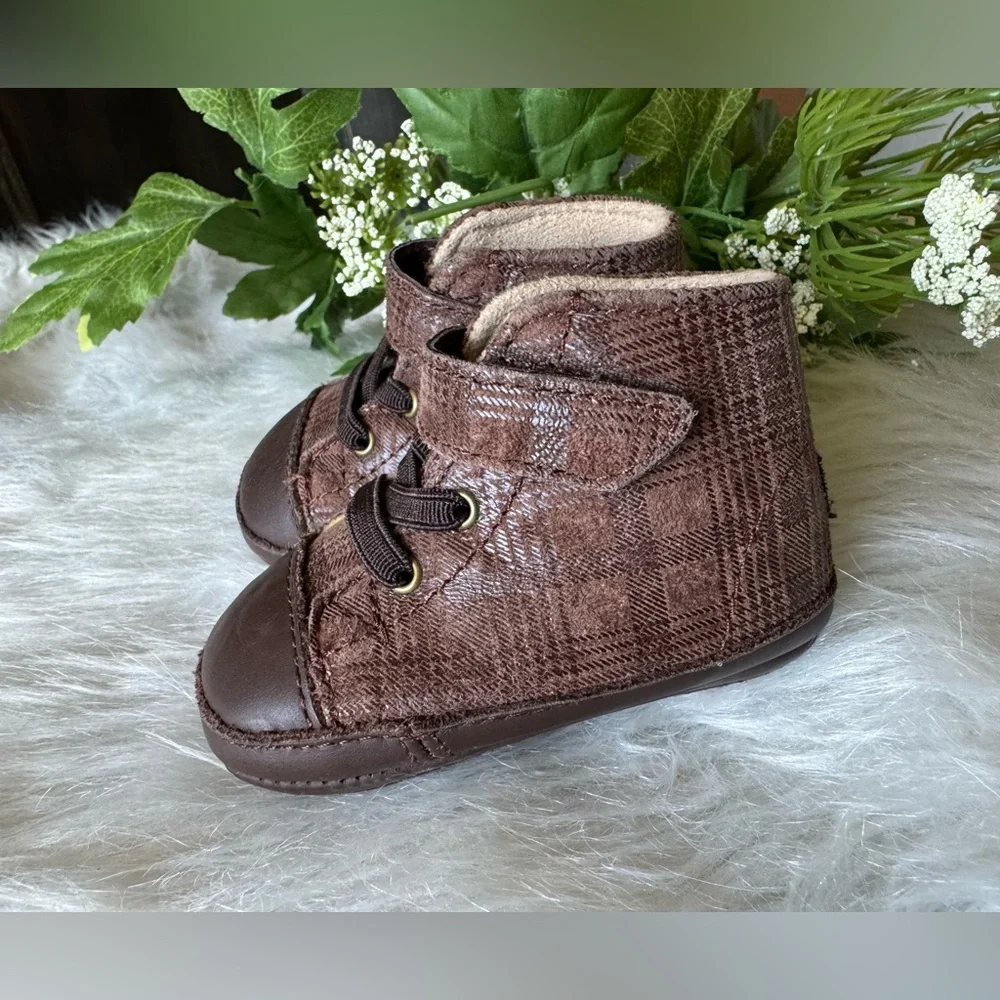 UGG Australia Roldan Baby ‎ Bootie High Tops Leather Suede Brown